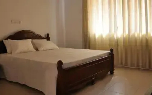 Harris Villa