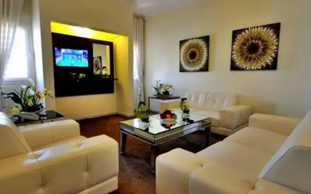 Dellmon Shrouq Hotel