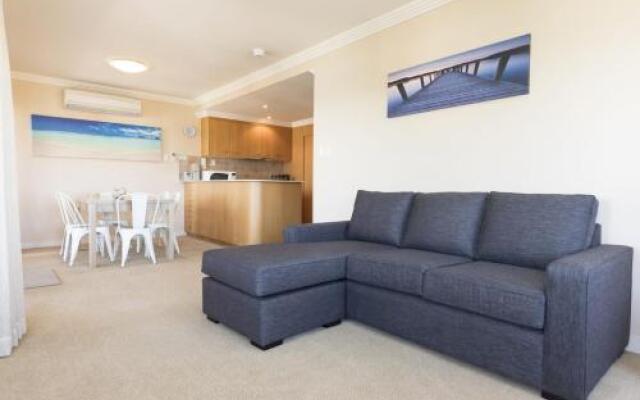 Whitesands, Unit 602, 34-38 North Street