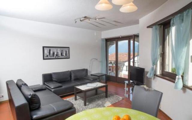 Residenza Viramonte - Casa Bianca