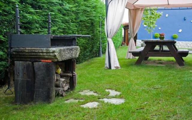 Apartamentos Rurales La Canalina