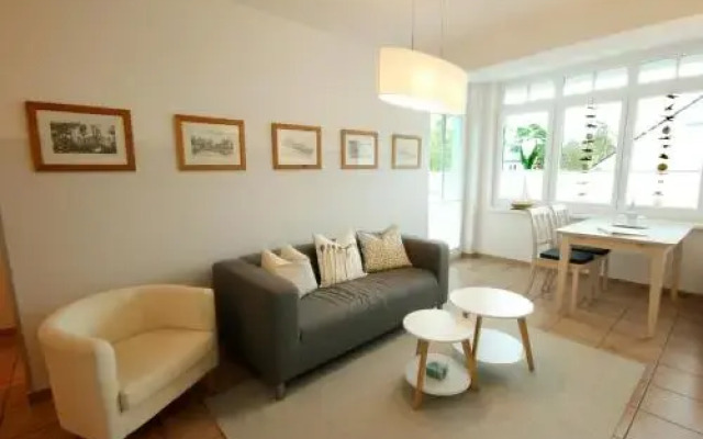 Villa Meernixe by Rujana