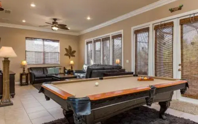 Paradise Landing 4 Bed 4 Bath Home Pool Home by RedAwning