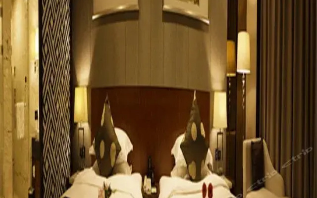 The Royal International Hotel