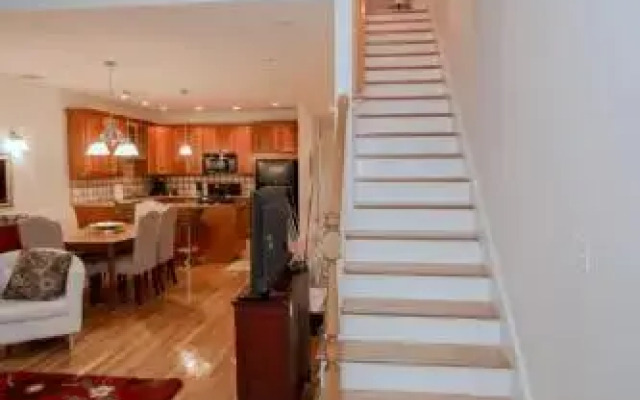 Brookline Village Townhouse by STARS of Boston