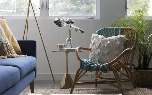 Playful Little Havana Suites by Sonder