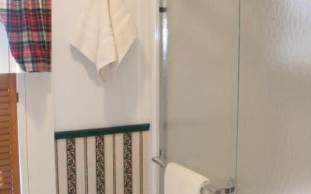 The Tartan Fox at the Meadmere