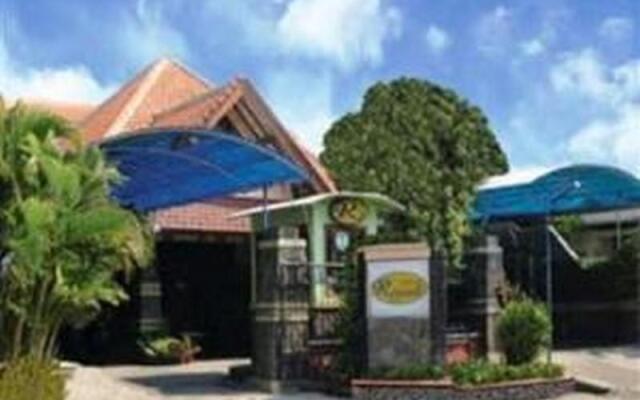 Riyadi Guest House Surabaya