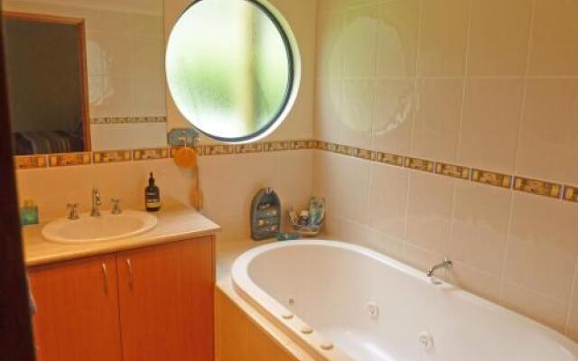 Beilby Breeze - Inlet Side