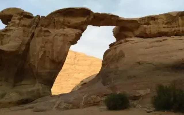 Wadi Rum Cave Camp