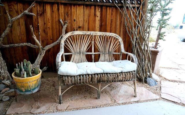 Oasis by Joshua Desert Retreats