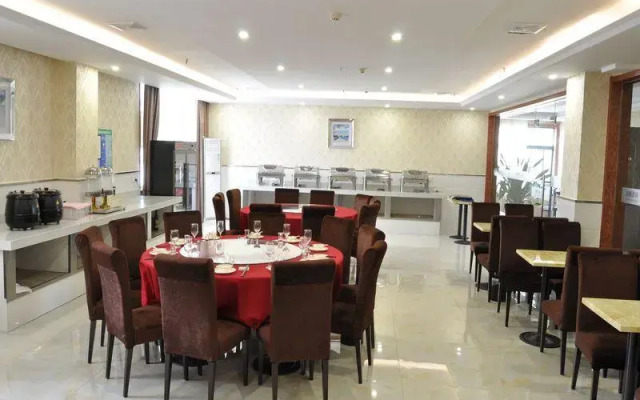 Hefei 7 Plus 1 Business Hotel Fei River Road