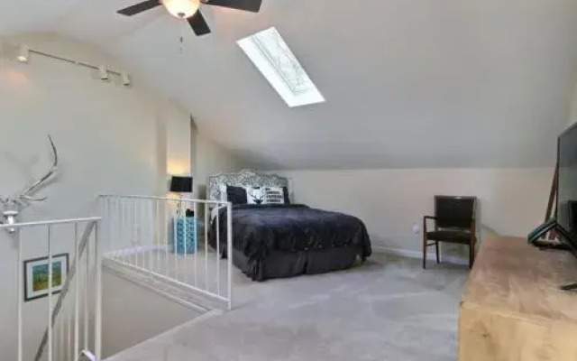 Pickett`s Place