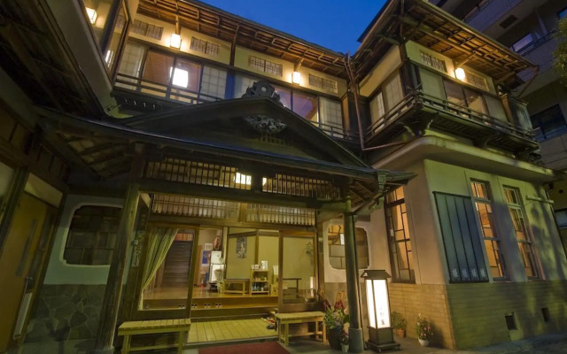 Gensen Uenoya Hot Spring Ryokan