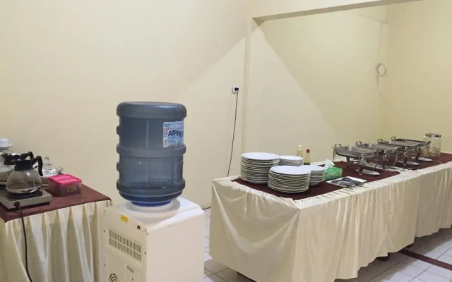 OYO 2255 Hotel Triantama