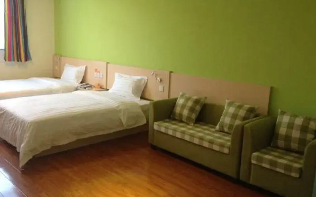 7 Days Inn Weinan Jiefang Road Train Station Branch