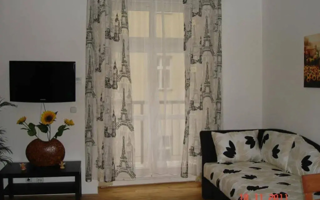 Picasso Apartments Prague