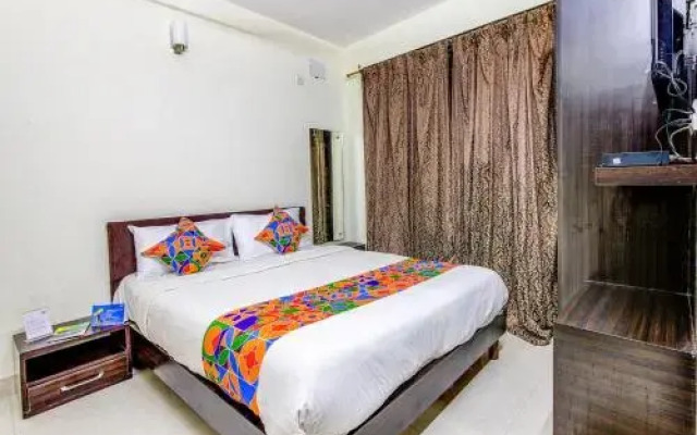 FabHotel Grand Savoury Fandhook
