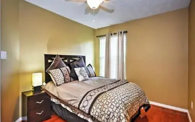 River Oak Retreat