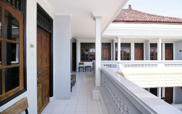 Airy Eco Legian Patimura Gang Melati 2M Kuta Bali