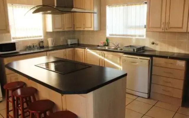 Kian's Place Holiday Home