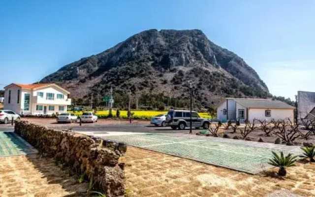 Sanbangsanae Resort