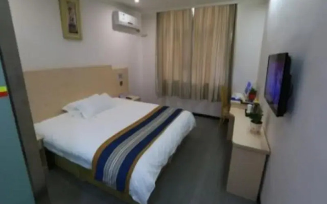 Super 8 Hotel Shiyan Fangling Street Xihe Bridge