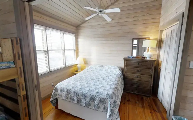 Anchorage - 6 Br Home