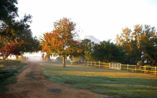 Sneezewood Farm Bed&Breakfast and Self-Catering Cottage