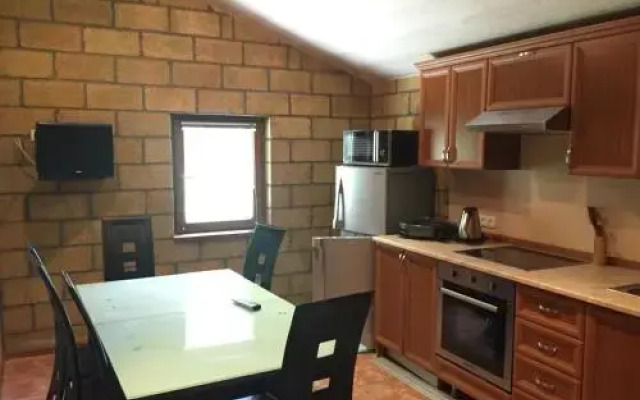 Sevan Lake Cottages