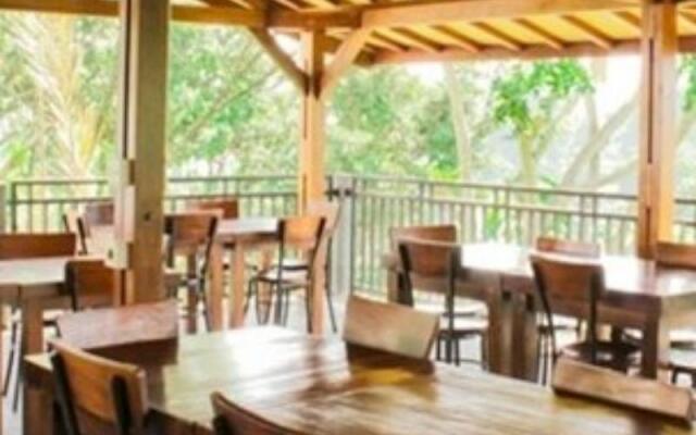 OYO 738 New Ria Diani