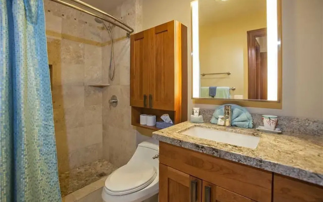 Maui Kamaole H-212 - 2 Br Condo