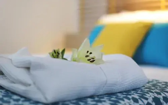 Bed & Atmosphere Rooms