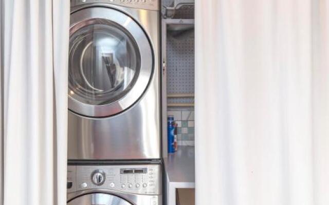 Baby Blue Modern Green Hills Guesthouse