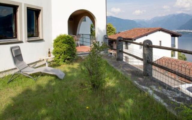 Residenza Viramonte - Casa Bianca