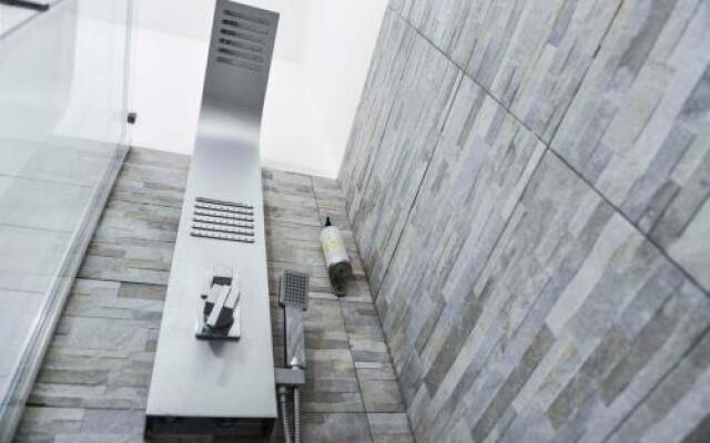 Bright and Modern Flat Next to Termini Station