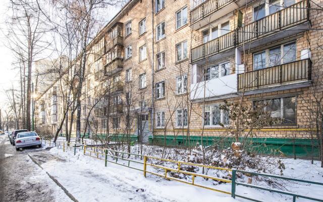 Domumetro Vodniy Stadion