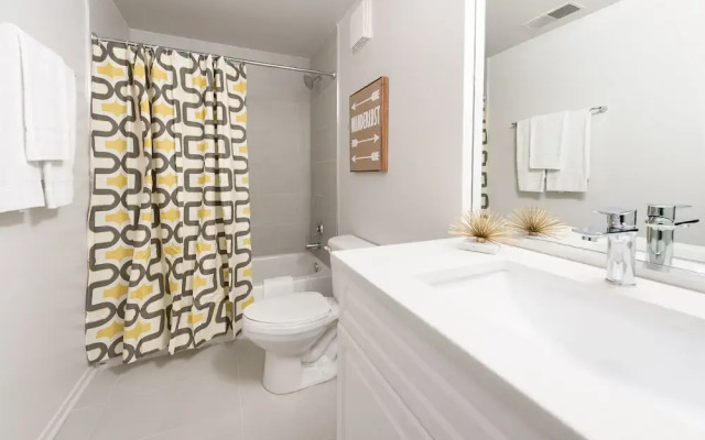 Classic South Loop Suites by Sonder