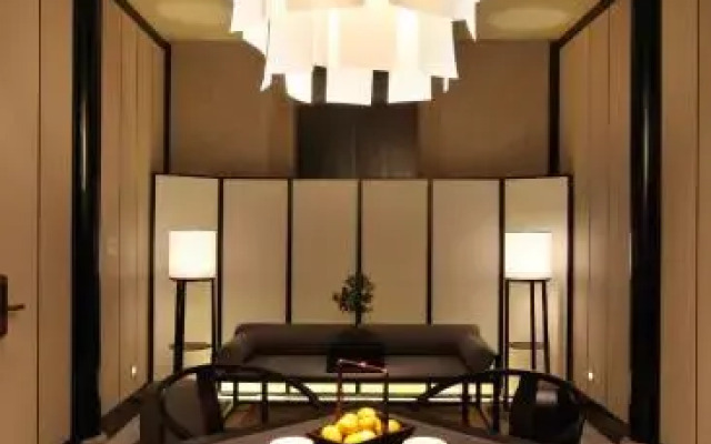 Yin Lv Tong Li Courtyart Hotel 