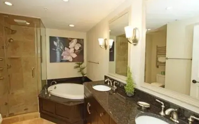 5301 Hampton Place Villa