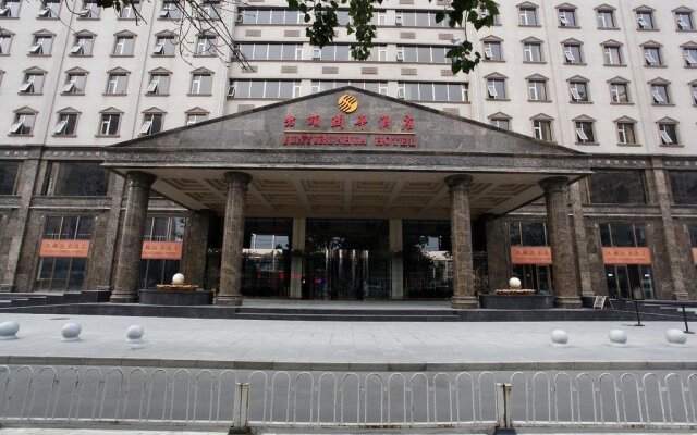 Junyi Runhua Hotel