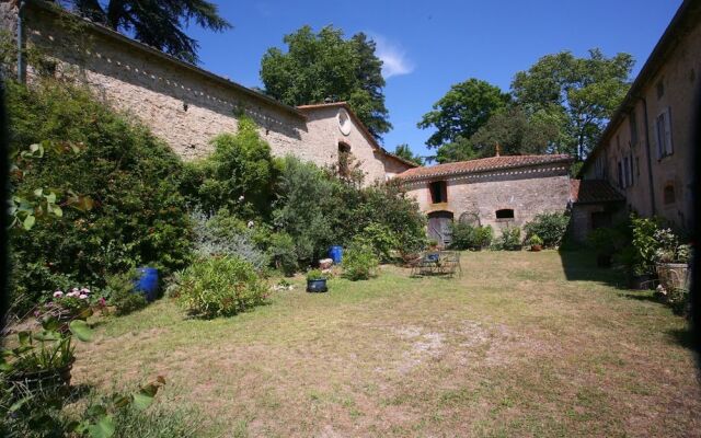 Villelongue Côté Jardin