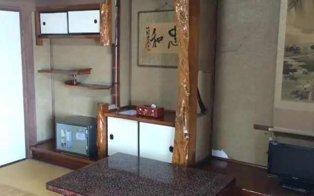 Hiranoya Hotel