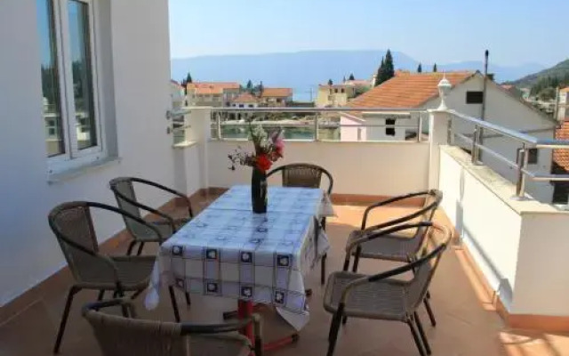 Villa Delta Apartments