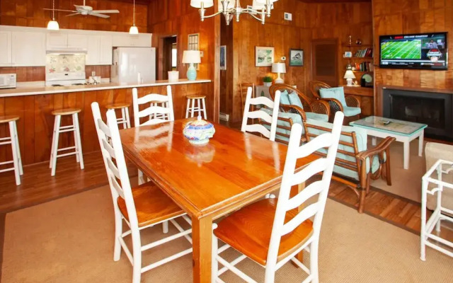 Three Knots Holiday Home