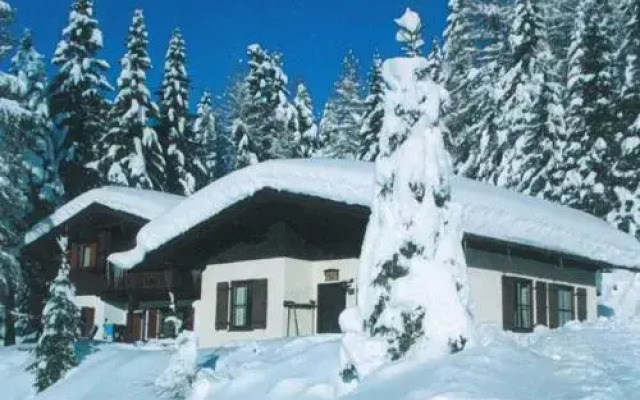 Sölle Enzian Hütte