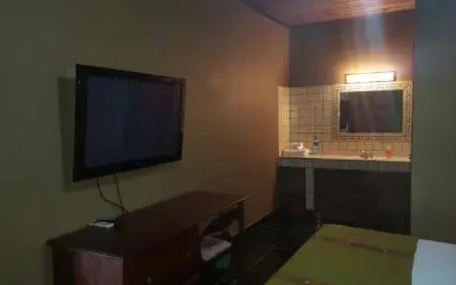 Tia Maria Guesthouse