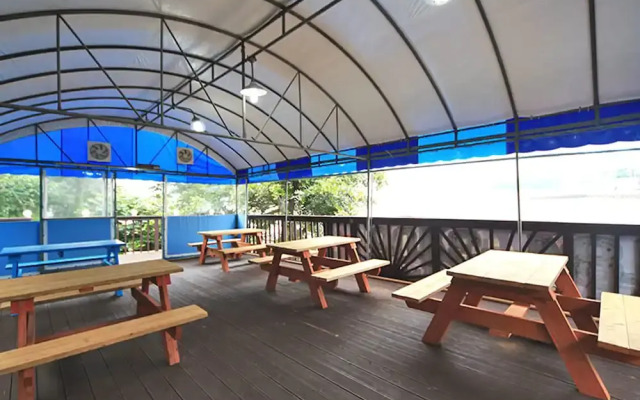 Taean Between Mountain & Sea Pension