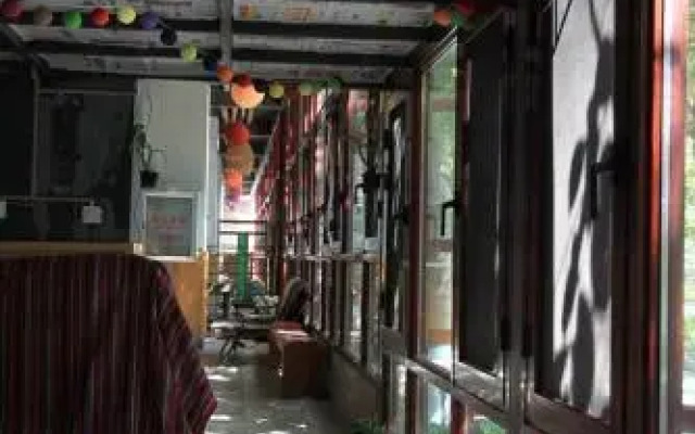Travel Demo Youth Hostel International