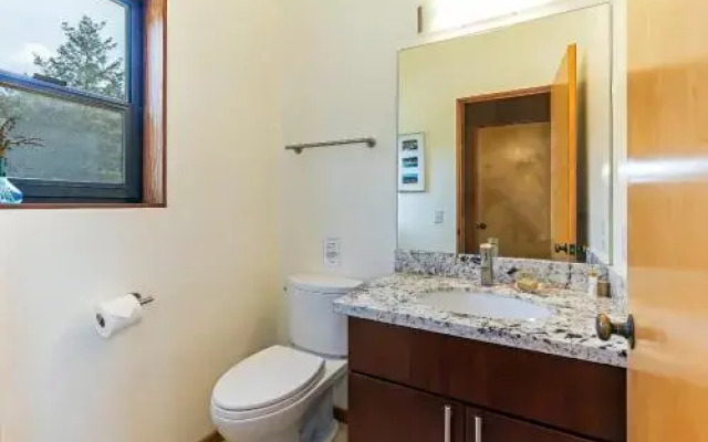Shining Sea - Four Bedroom Home
